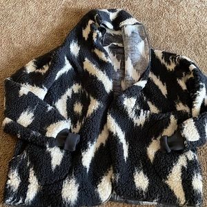 LuLaRoe Black and White‎ Teddy Jacket